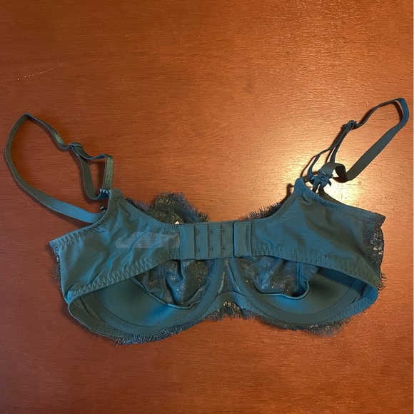 Victoria’s Secret Dream Angels Christmas Green Metallic Gold Balconette Lace Bra - Picture 4 of 9